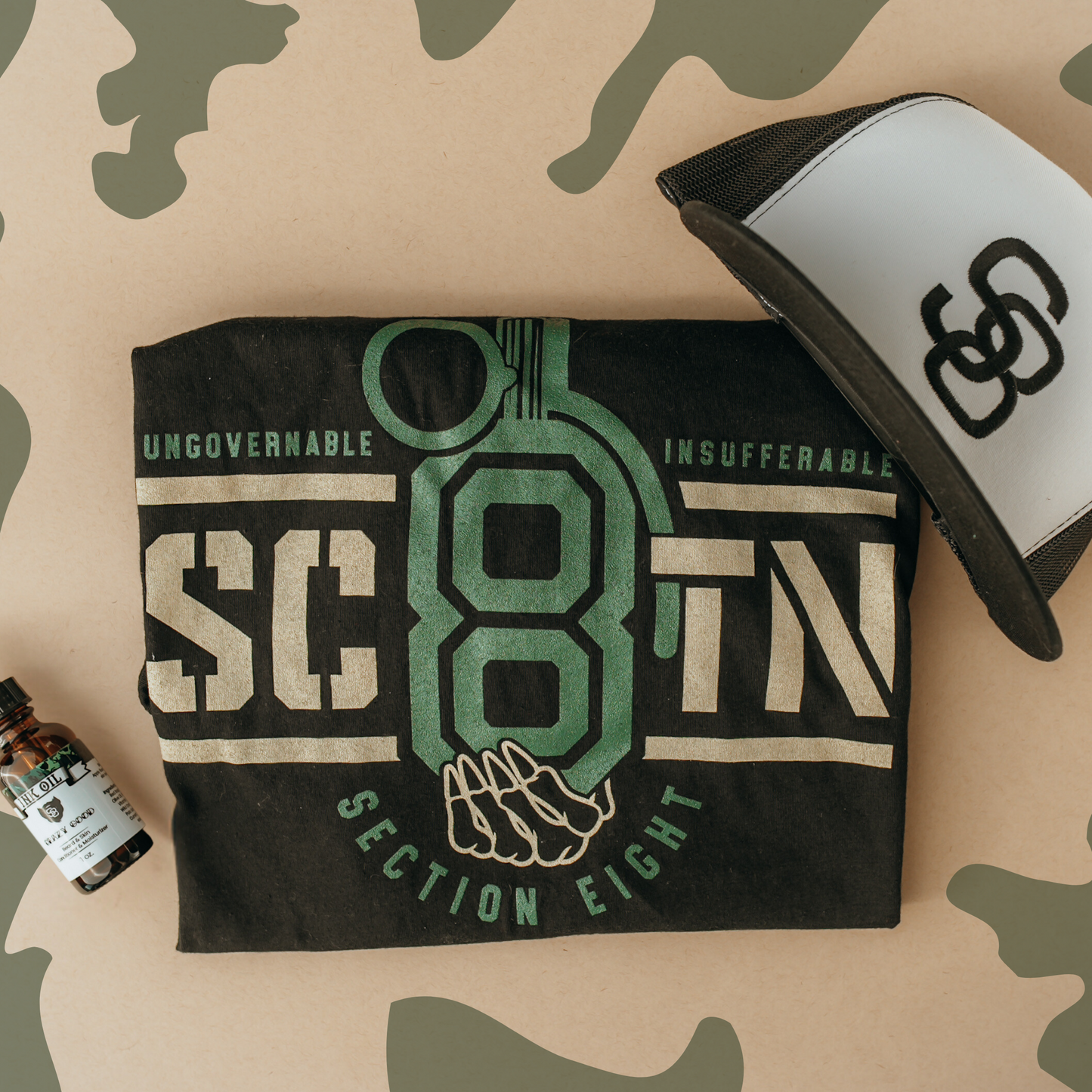 Section 8 Stash: Men's Grooming Gift Set - Beard Oil, T-Shirt & Hat